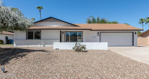 10838 38 St, Phoenix AZ 85018-5830 exterior