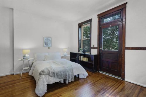 2921 Chippewa St, Saint Louis MO 63118-3720 exterior