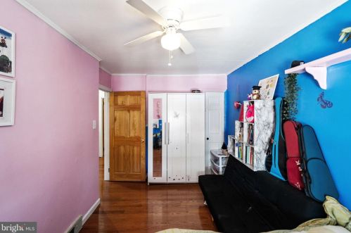 3225 Friendship St, Philadelphia PA 19149-1516 exterior