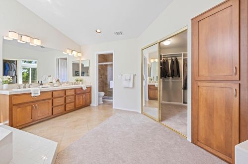 127 Conductor Way, Folsom CA 95630-8022 exterior