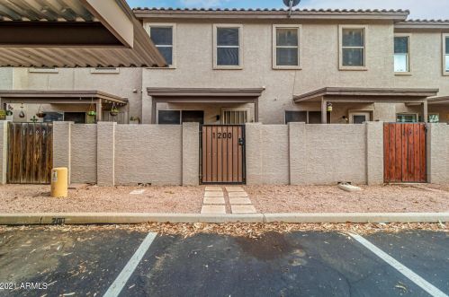 1961 Hartford St, Chandler AZ 85225-7082 exterior