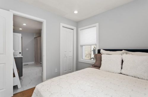 1061 Ashby Grv, Atlanta GA  30314-3146 exterior