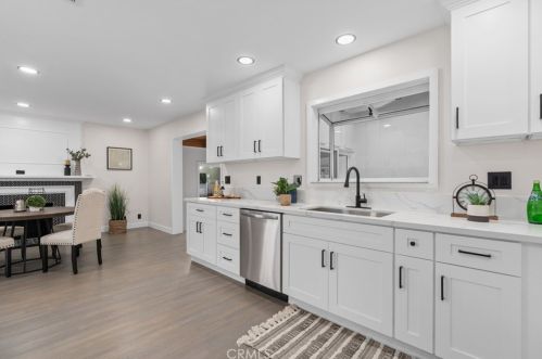 1850 Mariposa Ln, Fullerton CA  92833-1819 exterior