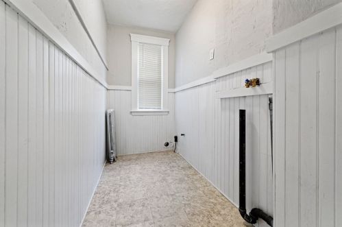 31 Hitchcock Rd, Worcester MA 01603-2622 exterior