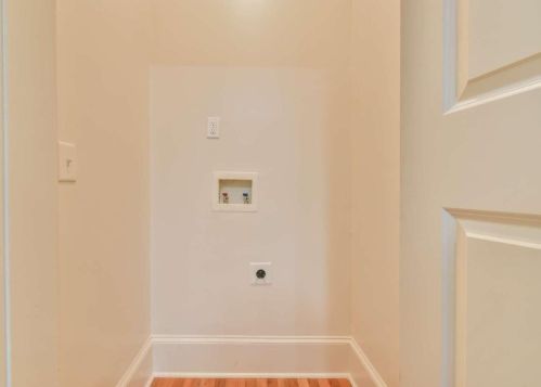 445 Hemlock Cir, Atlanta GA 30316-1839 exterior