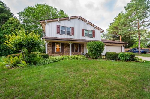 6321 Plaza Cir, Milwaukee, WI 53223-2257