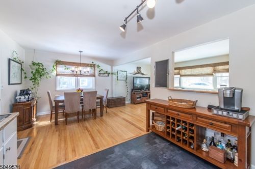 70 Landing Trl, Parsippany NJ 07834-1014 exterior