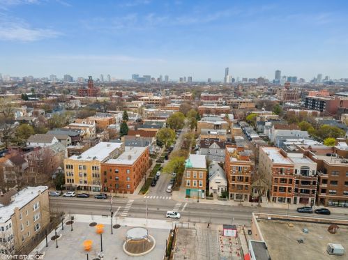 4050 Lincoln Ave, Chicago IL  60618-3067 exterior