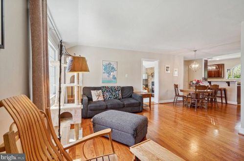 13000 Evanston St, Rockville MD  20853-3027 exterior