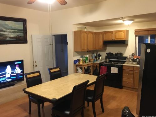 1402 Lusitana St, Honolulu HI 96813-1625 exterior