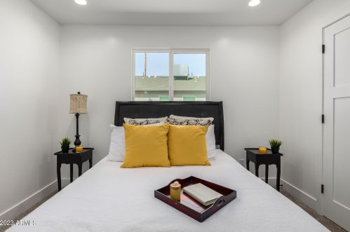 4215 19 Pl, Phoenix AZ 85040-1407 exterior