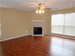 10330 Timberloch Dr, Houston TX  77070-4744 exterior