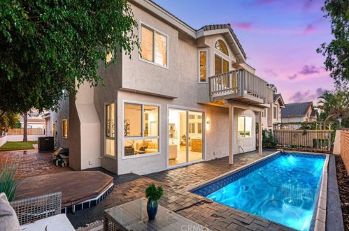 13982 Capewood Ln, San Diego CA  92128-6469 exterior