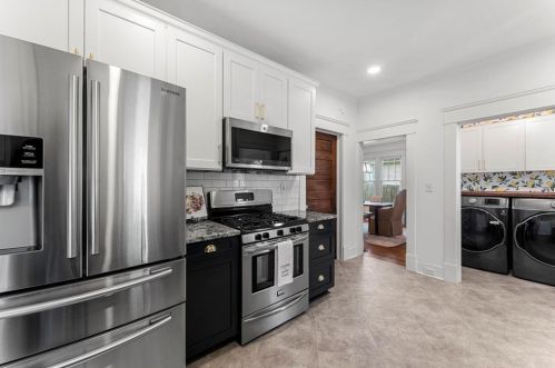 772 Holmes St, Atlanta GA 30318-7621 exterior