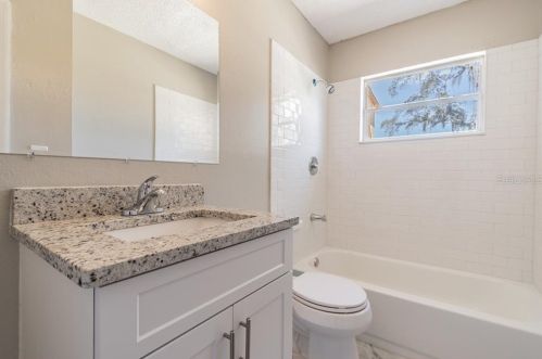 3216 48 St, Tampa FL 33617-6021 exterior