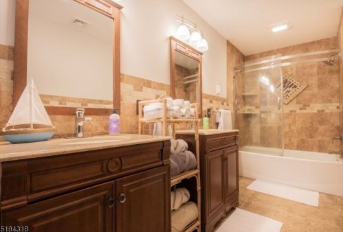 14 Hilltop Rd, Andover NJ  07821-2936 exterior