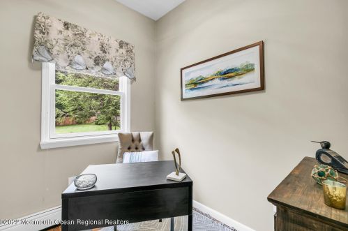 15 Farrell Dr, Middletown NJ 07748-3210 exterior