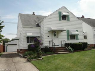 5619 Pelham Dr, Cleveland OH  44129-4739 exterior