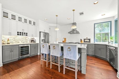 4332 Canoas Dr, Austin TX 78730-1407 exterior