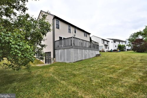 103 Birdsong Way, Pottstown PA 19464-1461 exterior