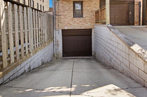 2134 Chicago Ave, Chicago IL  60622-7635 exterior