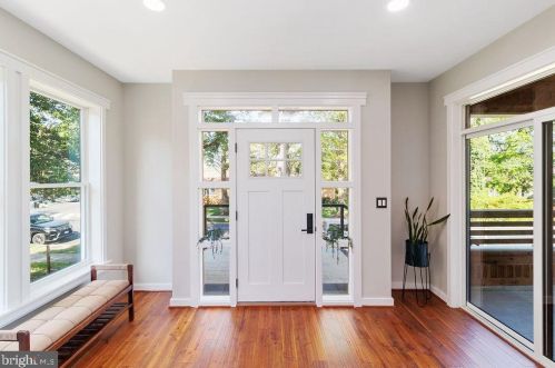 2216 30th St, Washington DC  20020-3369 exterior