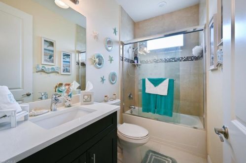 3841 10 Ave, Naples FL 34117-4979 exterior