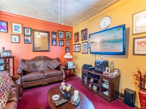 1627 Mcvicker Ave, Chicago IL 60630-1925 exterior