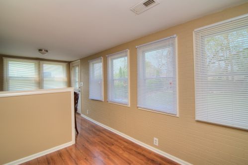 5119 Wonder Wood Dr, Bull Valley IL 60097-8133 exterior