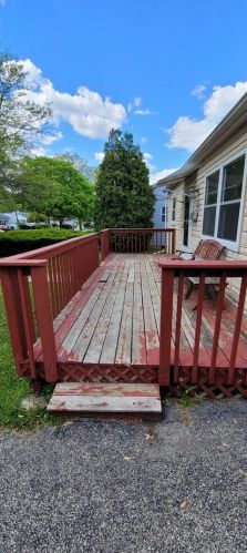 218 Park Dr, Joliet, IL 60436-1476