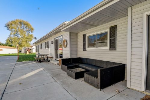 3050 Brg St, Milwaukee WI 53221-4748 exterior