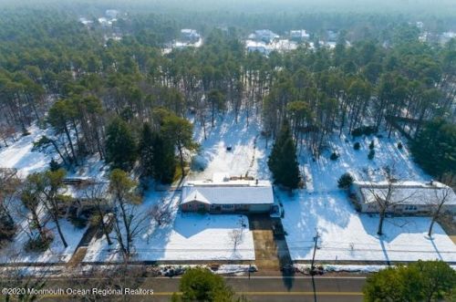 426 Frank Applegate Rd, Jackson Twp NJ 08527-2454 exterior