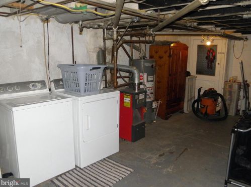 6366 Ditman St, Philadelphia PA 19135-3201 exterior