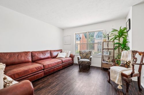 236 Dinwiddie St, Pittsburgh PA 15219-3335 exterior