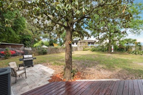 8201 Ola Ave, Tampa FL 33604-2925 exterior