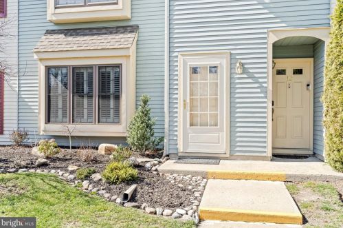 11 Wyndham Pl, Trenton, NJ 08691-3120