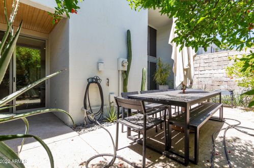 3263 Camelback Rd, Phoenix AZ  85017-3029 exterior