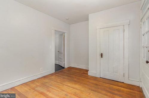 453 Queen St, Lancaster PA 17603-2984 exterior