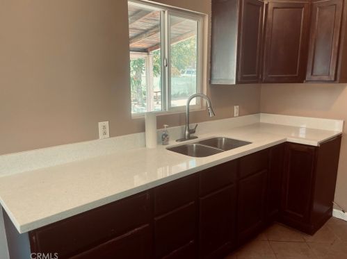 21515 Olive Ave, Perris CA 92570-8219 exterior