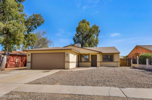 6081 Birchwood Dr, Tucson AZ  85746-3151 exterior