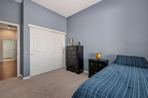 552 Hall St, Folsom CA 95630-9545 exterior