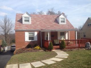 3520 Middleboro Rd, Pittsburgh PA  15234-2329 exterior
