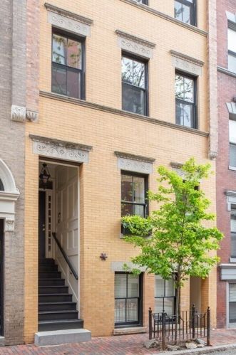 102 Myrtle St, Boston MA exterior