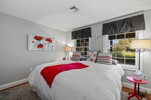 52 Stone Sled Ln, Concord NH 03304-5509 exterior