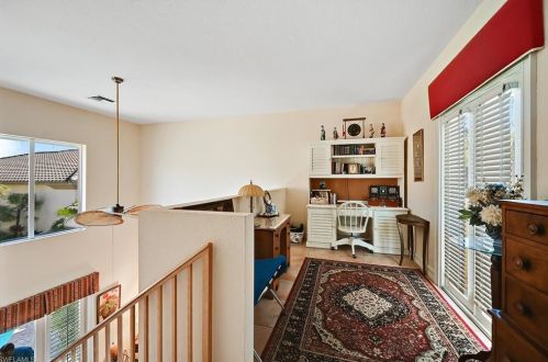 1052 Grand Isle Dr, Naples FL 34108-3325 exterior