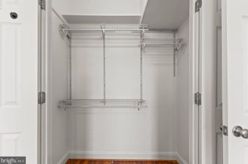 442 Manor Pl, Washington DC  20010-1714 exterior