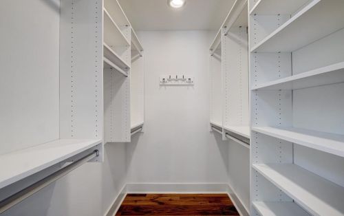 6107 Belfast Dr, Austin TX 78723-1117 exterior