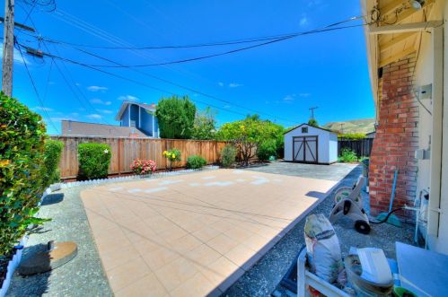 1637 Everglades Dr, Milpitas CA 95035-6612 exterior