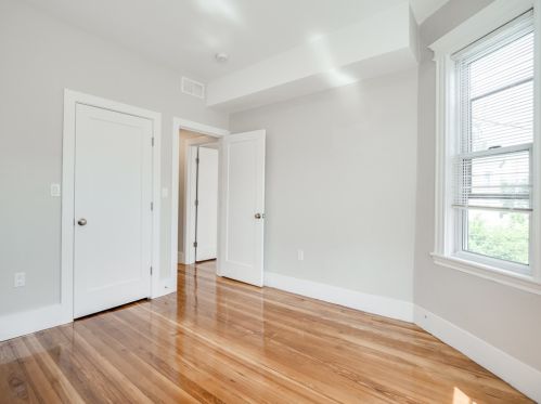 232 Saratoga St, Boston MA exterior