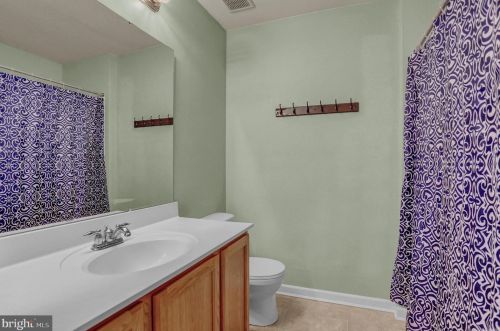 80 Frst Vw Ter, Hanover PA 17331-7449 exterior